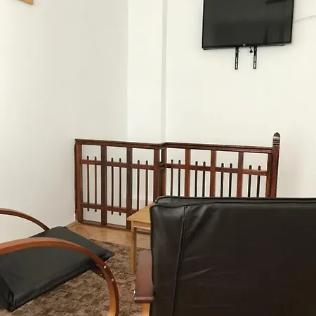 Minion In The Heart Of Villa